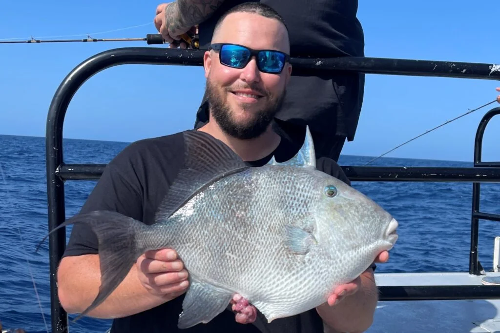 How to Go on a Deep Sea Fishing Charter in St. Petersburg, FL