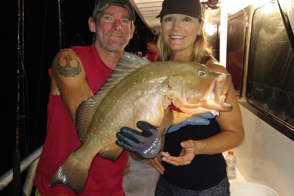 NEAR SHORE & OFFSHORE - red grouper